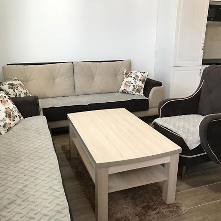 Apartmani Belma Dobra Voda Exteriör bild