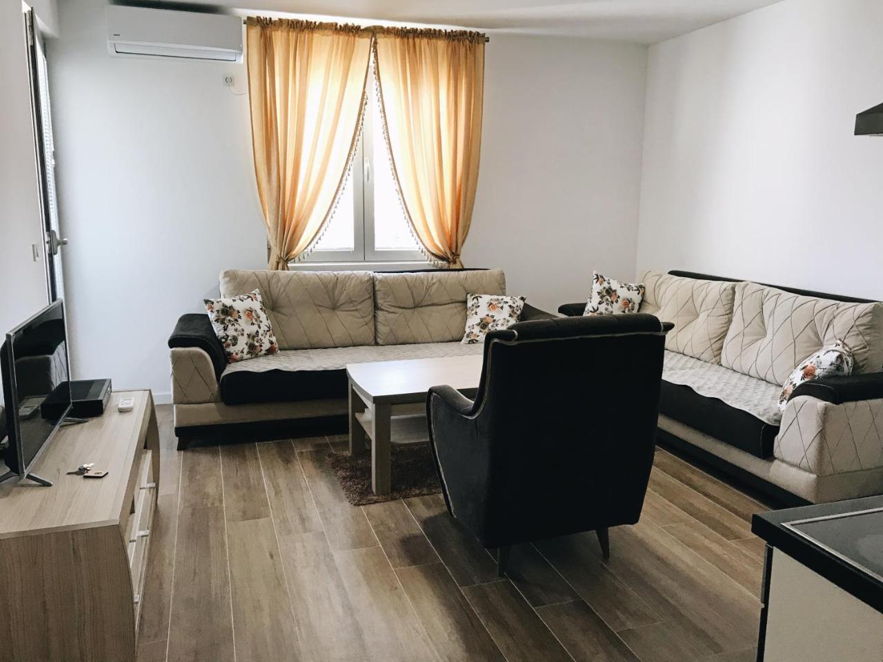 Apartmani Belma Dobra Voda Exteriör bild